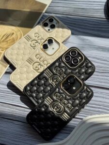 قاب گوشی طرح پافری گوچی GUCCI لوکس گوشی آیفون 15