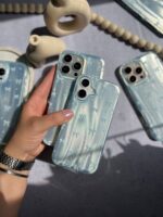 قاب طرح پاپیون آبی گوشی آیفون 16 پرومکس