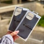 قاب طرح کلاسیک کربن مگ سیف گوشی آیفون 16 پرومکس