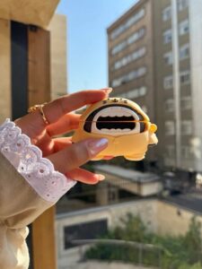 قاب گوشی آیفون 15 پرومکس طرح قلب قهوه ای