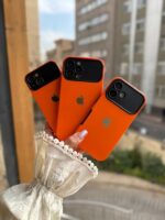 کاور رنگ نارنجی لنز مشکی گوشی آیفون 15 پرومکس