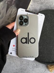 قاب Silver Alo طرح لوگو Alo گوشی سامسونگ S24 FE