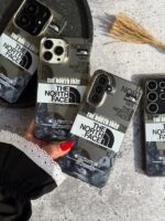 قاب The North Face طرح کوهستان گوشی آیفون 15 پرومکس