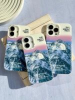 قاب The North Face طرح Alpine Mood گوشی آیفون 15 پرومکس