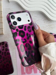 قاب طرح پلنگی Foxy Violet گوشی آیفون 15 پرومکس