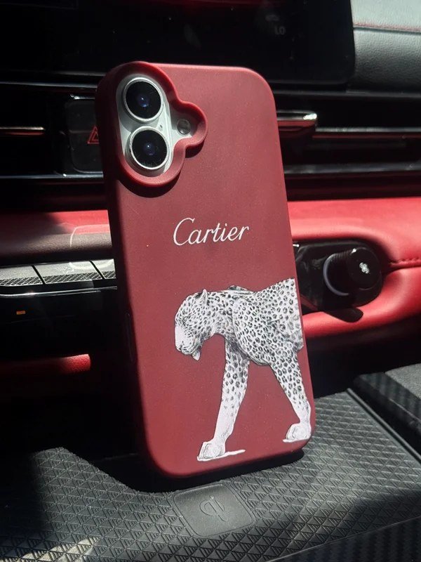 قاب Cartier طرح پلنگی گوشی آیفون 16 پرو 1 قاب Cartier طرح پلنگی گوشی آیفون 16 پرو
