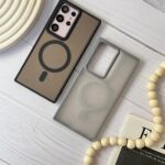 قاب سامسونگ S23 FE مگ سیف دار پشت مات رنگ مشکی
