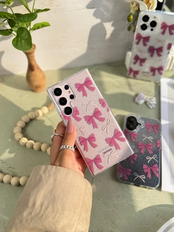 قاب گوشی سامسونگ S24 ultra شفاف طرح پاپیون صورتی 1 قاب گوشی سامسونگ S24 ultra شفاف طرح پاپیون صورتی