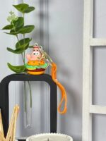 قاب گوشی آیفون 13 پرو طرح M&M با آویز