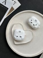 کاور ایرپاد سیلیکونی Airpods in Hands (کدa0122)