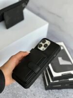 قاب جاکارتی دار چرمی گوشی آیفون 13 پرو