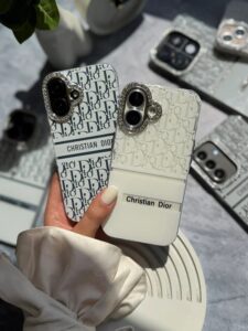 قاب طرح دیور Dior نیمه شفاف گوشی آیفون 11