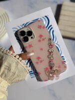 قاب طرح شکوفه های صورتی کوچک گوشی آیفون 13