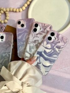 کاور طرح پینکی واتر گوشی آیفون 16 پرو