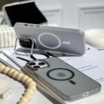 قاب آیفون 15 پرو مگ سیف دار مات کرکره ای رنگ مشکی