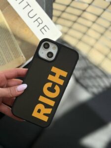 قاب آیفون مردانه طرح Rich ، مدل iPhone 16
