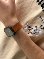 بند اپل واچ چرم قفل مگنتی قهوه ای سایز 38 40 41
