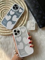 قاب قلب سفید استند دار با کاور ایرپاد (کد c1044)