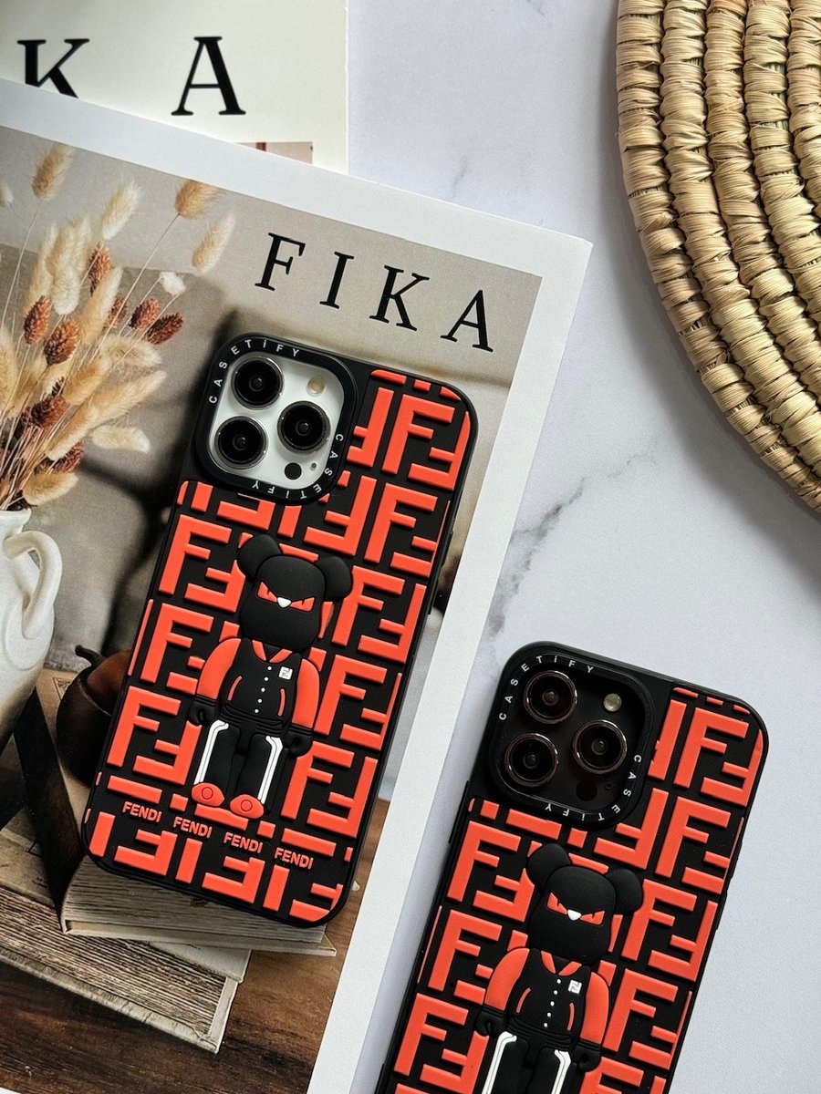 قاب FENDI سیلیکونی برجسته (کدC1475) 1 قاب FENDI سیلیکونی برجسته (کدC1475)