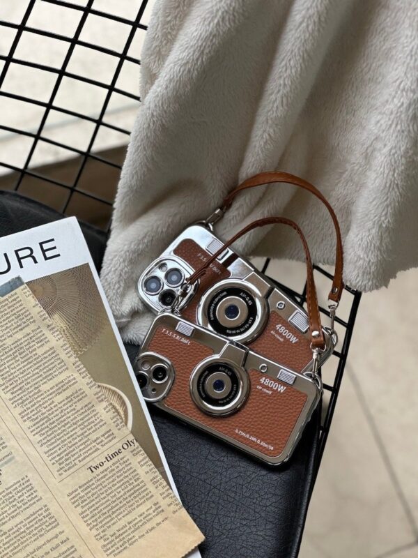 قاب Brown Retro Camera (کدC1539)