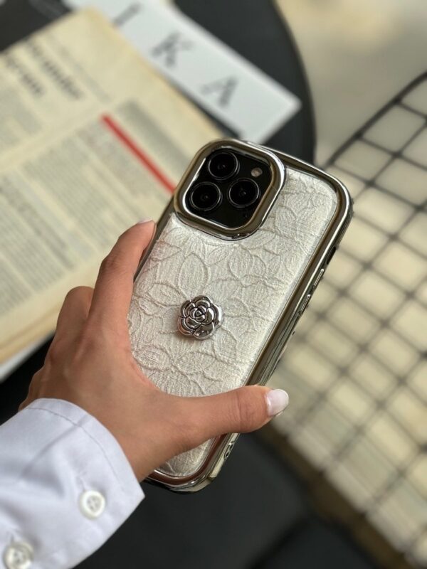 قاب پارچه گلدوزی سفید (کدC1622)