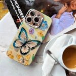 قاب طرح پروانه آبرنگی محافظ لنزدار گوشی آیفون