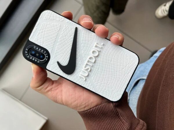 قاب نایک Nike لوگو برجسته گوشی سامسونگ A53 رنگ سفید