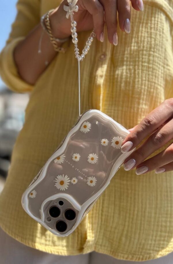 قاب شفاف طرح گل بابونه 🌼 با بند ست گوشی سامسونگ S23 FE
