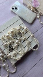 کاور طرح قلب هولوگرامی همراه آویز گوشی آیفون 13 پرومکس