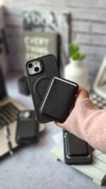 قاب چرمی MagSafe دار با کیف کارت مگنتی