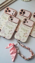 قاب Dior طرح گل‌دار