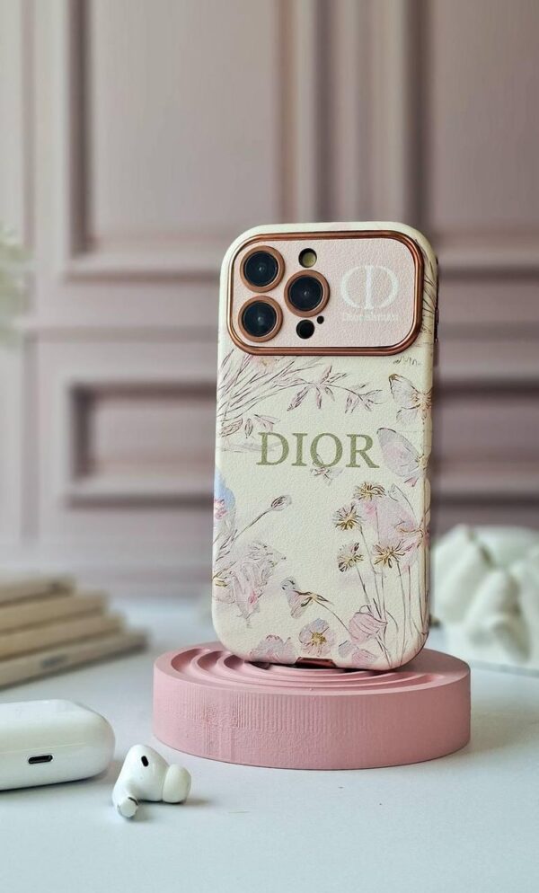 قاب Dior طرح گل‌دار