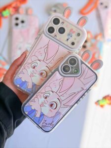 قاب طرح Zootopia گوشی آیفون 16