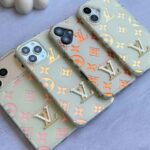 قاب Louis Vuitton طرح هولوگرامی گوشی آیفون 12 و آیفون 12 پرو