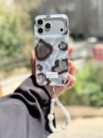 قاب پلنگی طوسی خال سیاه با آویز (کدC2287)