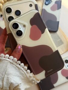 قاب ژله ای طرح Brown Marble گوشی آیفون 17 پرومکس